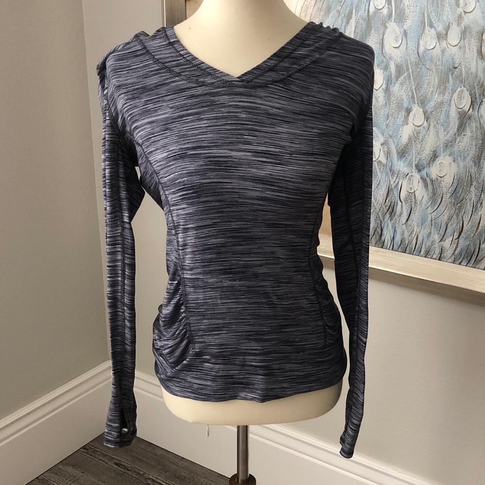 Kirkland Signature Women's Black Long Sleeve Hoodie Active Athletic Lounge Shirt